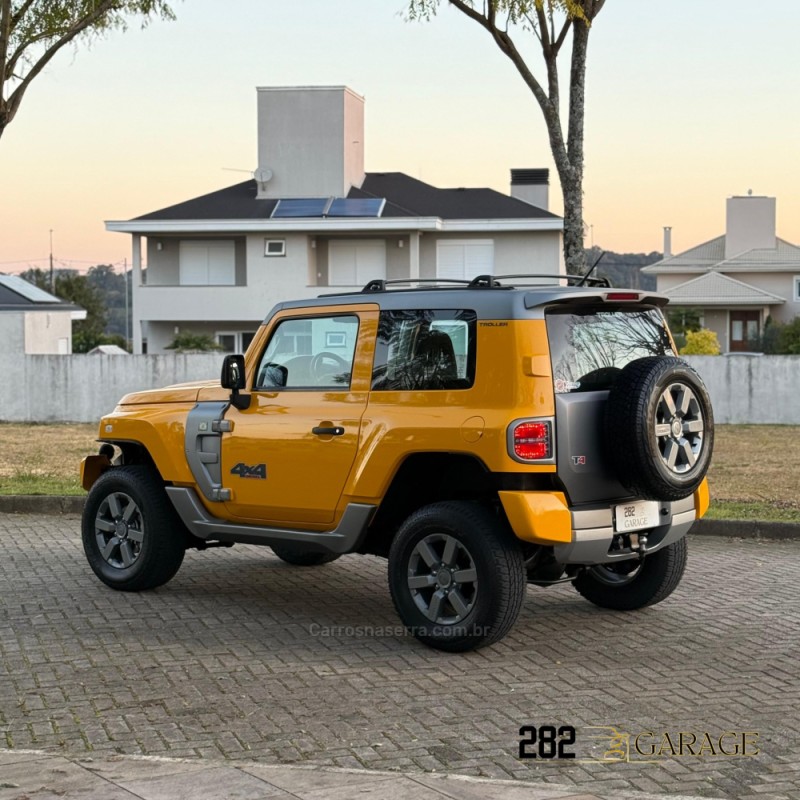 T4 3.2 CONNECT 4X4 TURBO INTERCOOLER TETO RIGIDO DIESEL 2P MANUAL - 2015 - FARROUPILHA
