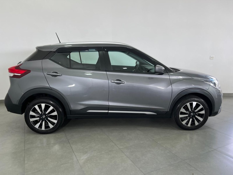 KICKS 1.6 16V FLEX SV 4P XTRONIC - 2019 - FARROUPILHA