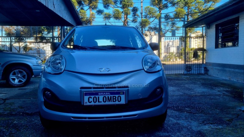 QQ 1.0 MPFI ACT 12V GASOLINA 4P MANUAL - 2019 - CAXIAS DO SUL