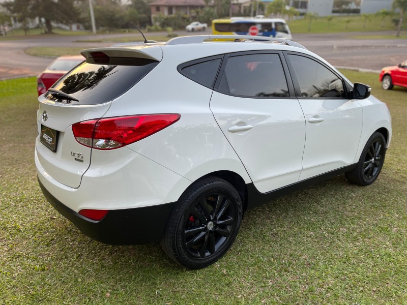 IX35 2.0 MPI 4X2 16V FLEX 4P MANUAL - 2012 - BOM PRINCíPIO