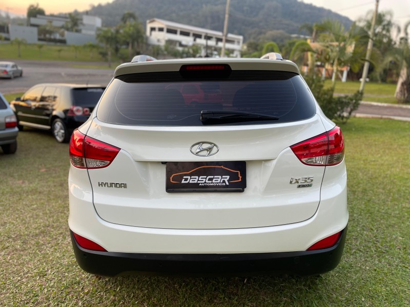 IX35 2.0 MPI 4X2 16V FLEX 4P MANUAL - 2012 - BOM PRINCíPIO