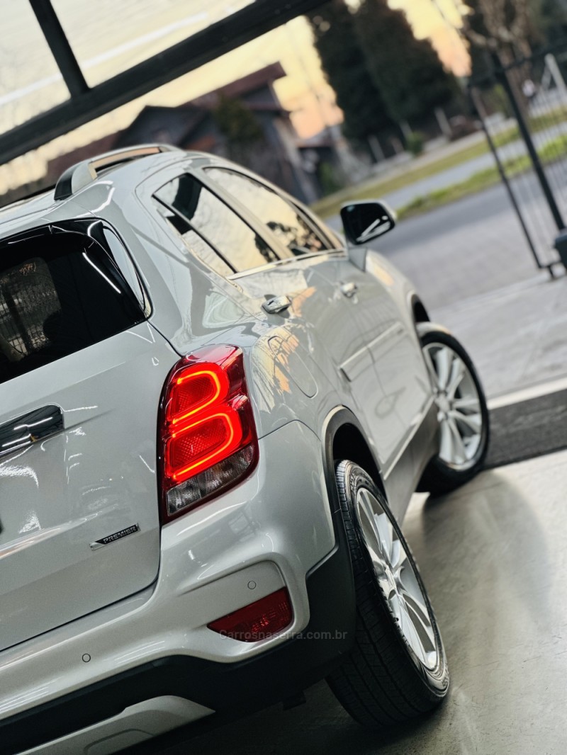 TRACKER 1.4 16V PREMIER TURBO FLEX 4P AUTOMÁTICO - 2018 - CANELA