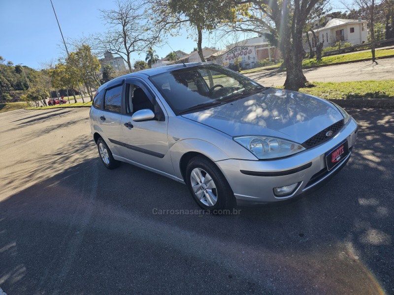 FOCUS 1.6 GL 8V GASOLINA 4P MANUAL - 2005 - BENTO GONçALVES