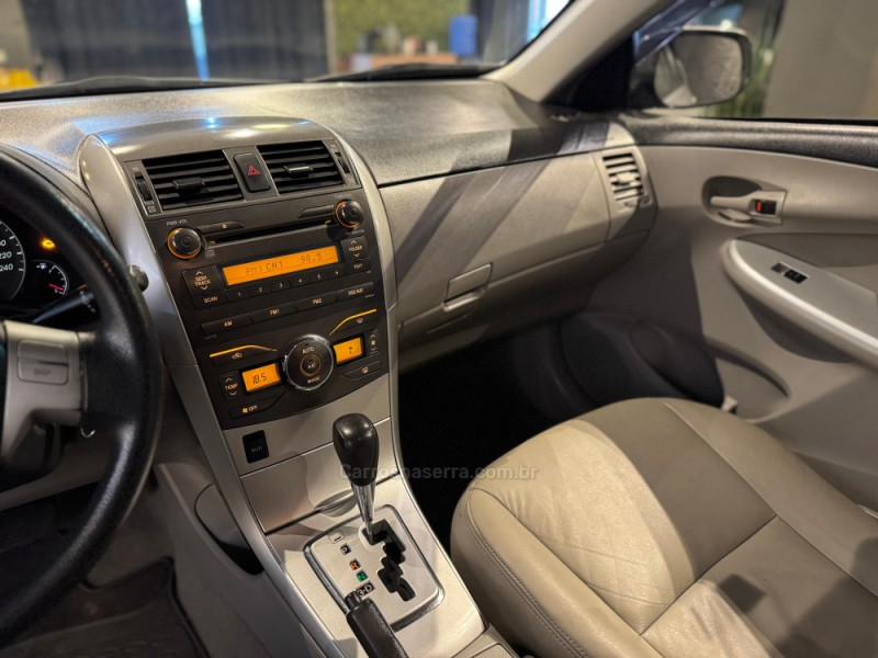 COROLLA 2.0 XEI 16V FLEX 4P AUTOMÁTICO - 2012 - FARROUPILHA