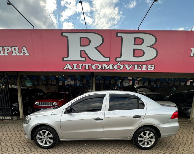 VOYAGE 1.6 MI TRENDLINE 8V FLEX 4P MANUAL - 2015 - PAROBé