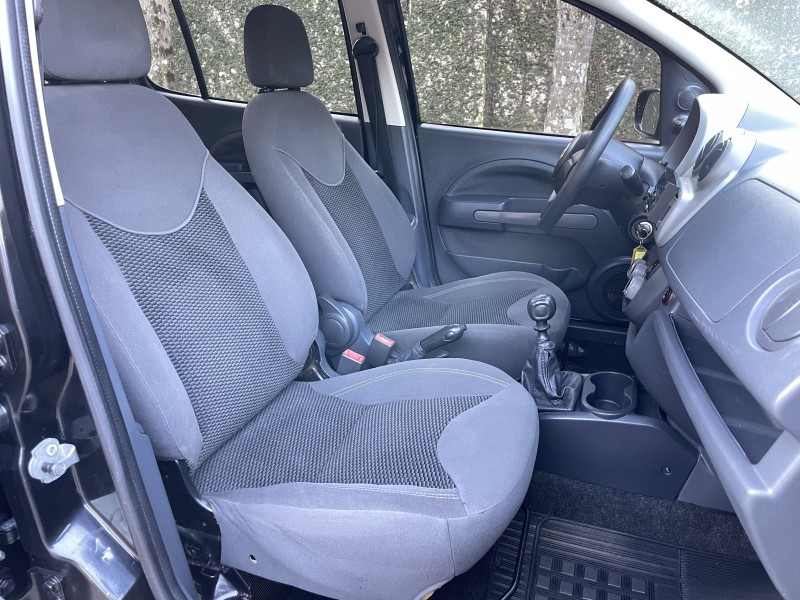 UNO 1.0 VIVACE 8V FLEX 4P MANUAL - 2013 - CAXIAS DO SUL