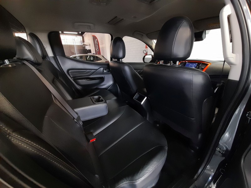 L200 TRITON 2.4 HPE-S SPORT 4X4 CD 16V DIESEL 4P AUTOMÁTICO - 2022 - ERECHIM