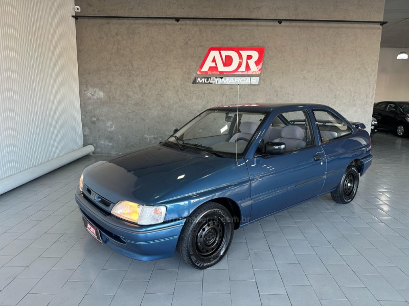 escort 1.8 i gl 8v gasolina 2p manual 1995 caxias do sul