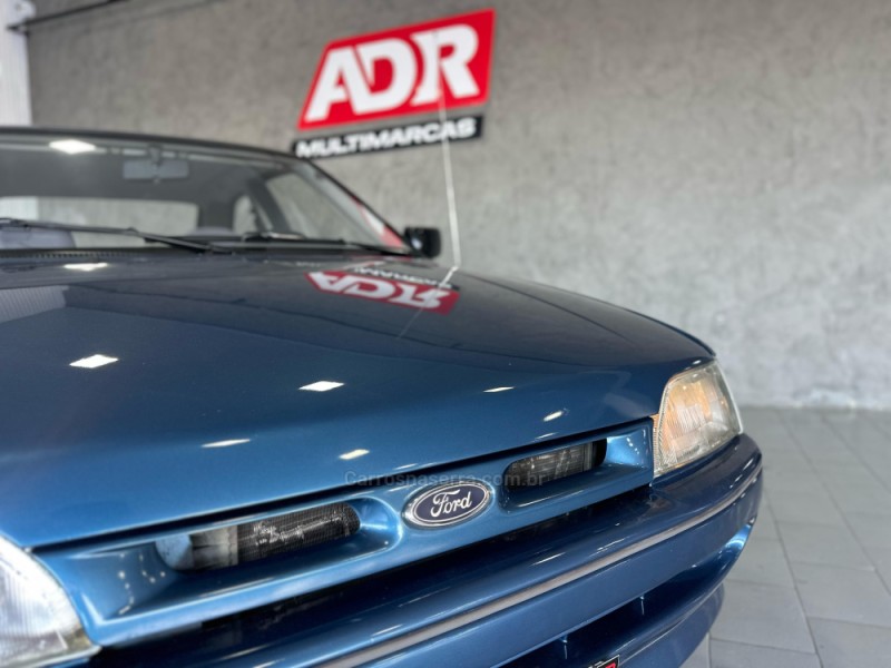 ESCORT 1.8 I GL 8V GASOLINA 2P MANUAL - 1995 - CAXIAS DO SUL