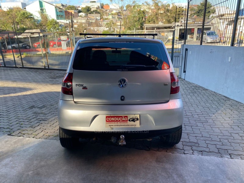 FOX 1.6 MI PLUS 8V FLEX 2P MANUAL - 2009 - CAXIAS DO SUL