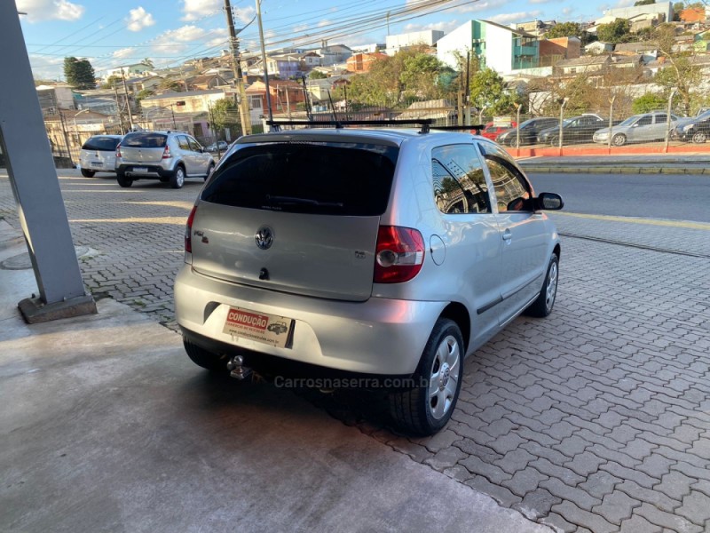FOX 1.6 MI PLUS 8V FLEX 2P MANUAL - 2009 - CAXIAS DO SUL