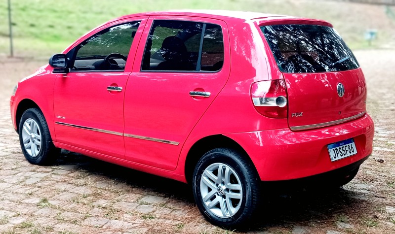 FOX 1.6 MI 8V FLEX 4P MANUAL - 2005 - CAXIAS DO SUL