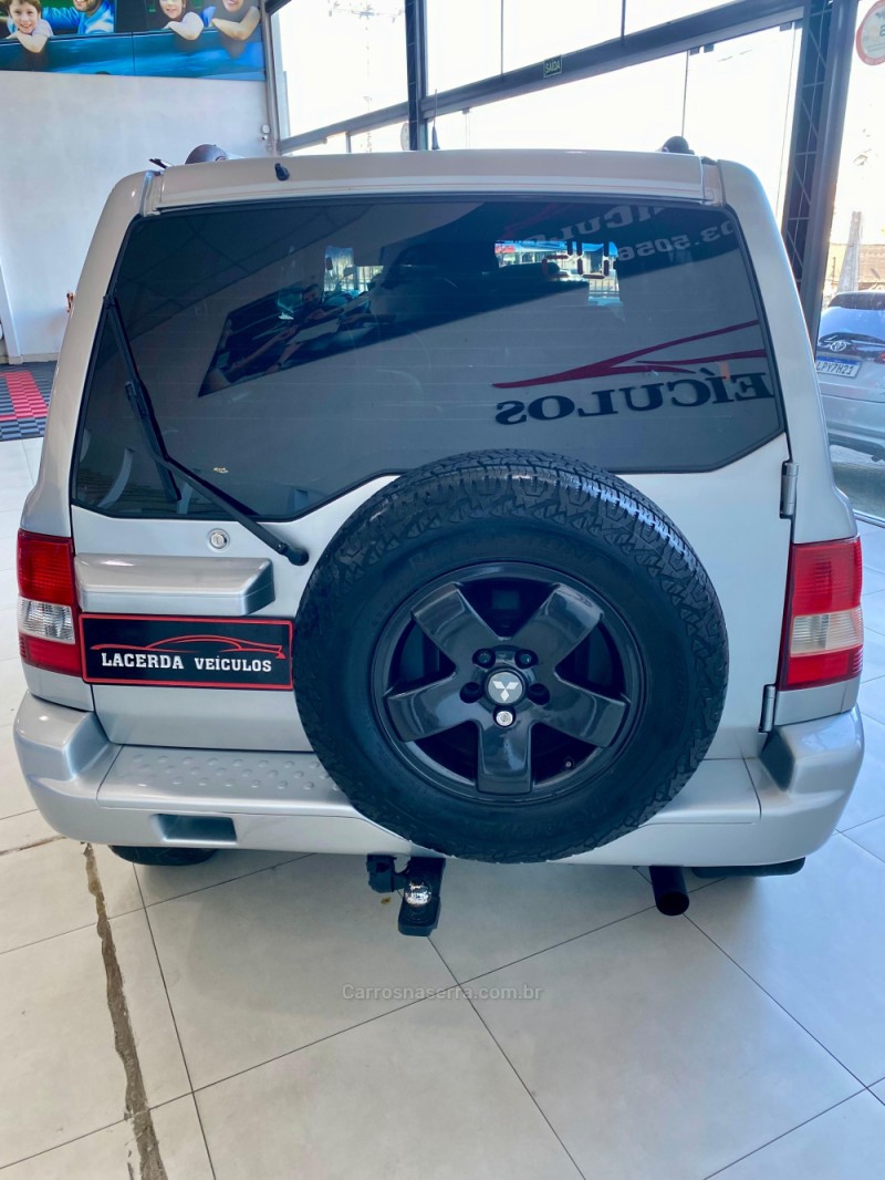 PAJERO TR4 2.0 4X4 16V 131CV GASOLINA 4P AUTOMÁTICO - 2005 - TAQUARA