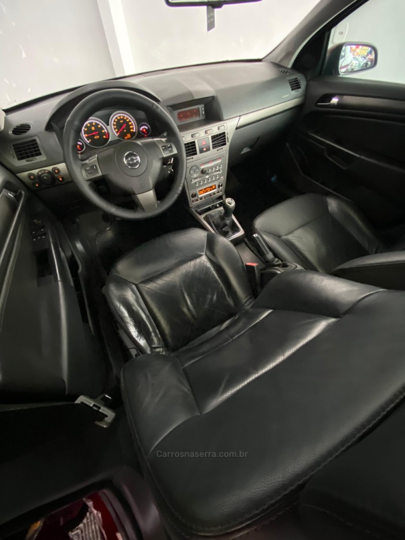 VECTRA 2.0 SFI GT-X HATCH 8V FLEX 4P MANUAL - 2008 - TAQUARA