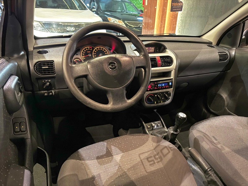 CORSA 1.4 MPFI PREMIUM SEDAN 8V FLEX 4P MANUAL - 2009 - NOVO HAMBURGO