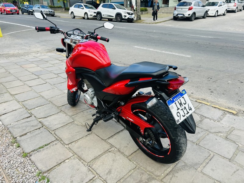 CB 300R ABS - 2015 - CAXIAS DO SUL