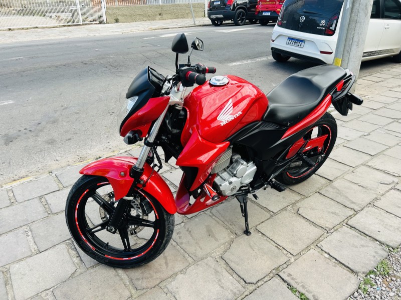 CB 300R ABS - 2015 - CAXIAS DO SUL