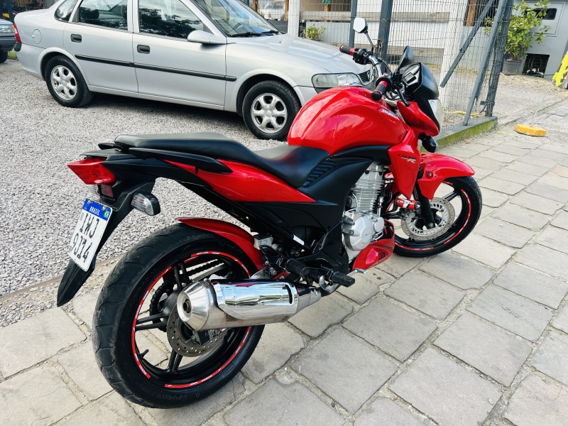 CB 300R ABS - 2015 - CAXIAS DO SUL