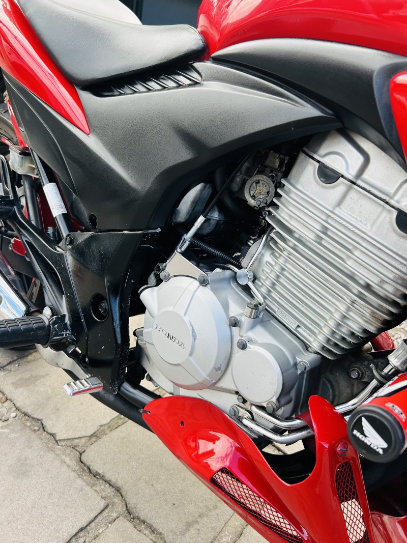 CB 300R ABS - 2015 - CAXIAS DO SUL