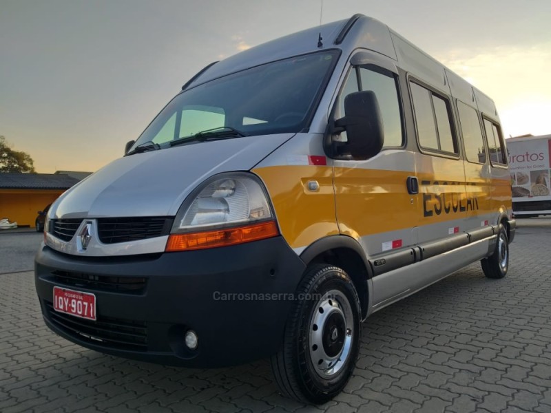 MASTER 2.5 DCI MINIBUS L3H2 19 LUGARES 16V DIESEL 3P MANUAL - 2010 - CAXIAS DO SUL