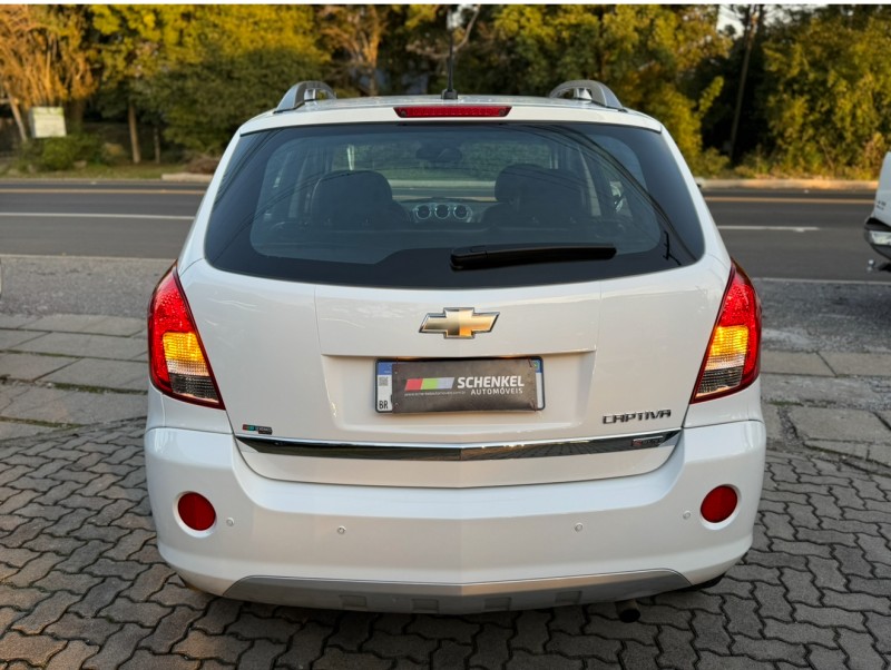 CAPTIVA 2.4 FWD SPORT 16V GASOLINA 4P AUTOMÁTICO - 2014 - NOVA PETRóPOLIS