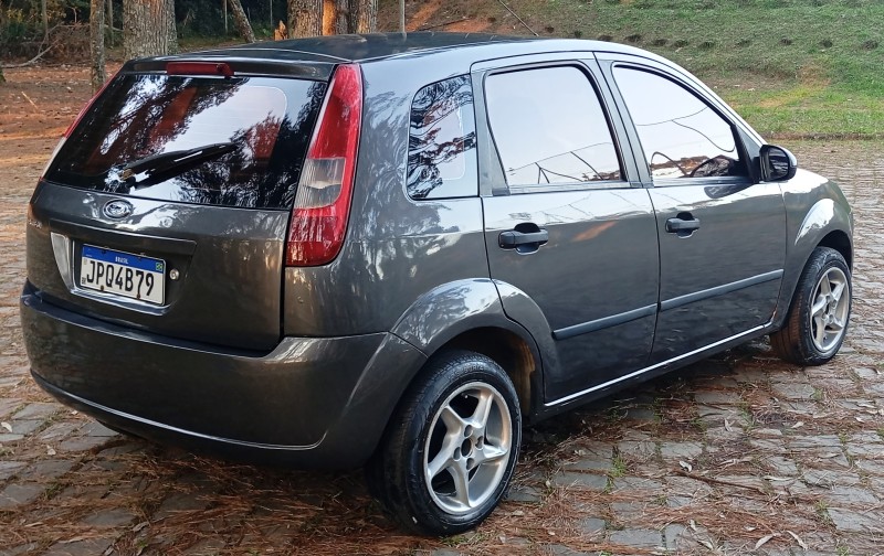 FIESTA 1.0 EDGE 8V GASOLINA 4P MANUAL - 2004 - CAXIAS DO SUL
