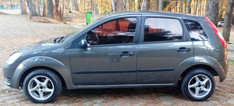 FIESTA 1.0 EDGE 8V GASOLINA 4P MANUAL - 2004 - CAXIAS DO SUL