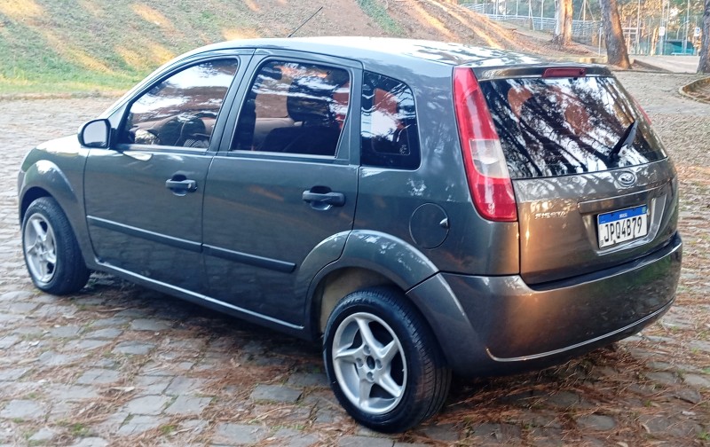 FIESTA 1.0 EDGE 8V GASOLINA 4P MANUAL - 2004 - CAXIAS DO SUL