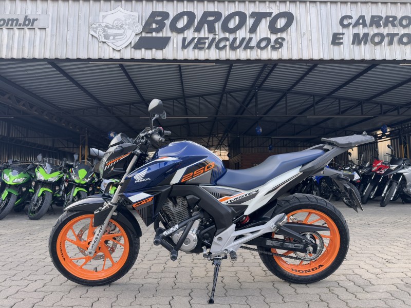 CB 250F TWISTER ABS