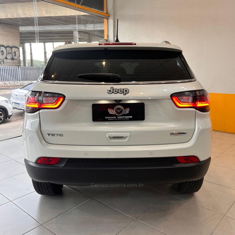 COMPASS 1.3 LONGITUDE DARK T270 16V TURBO 4X2 FLEX 4P AUTOMÁTICO - 2022 - SAPUCAIA DO SUL