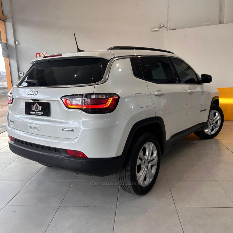 COMPASS 1.3 LONGITUDE DARK T270 16V TURBO 4X2 FLEX 4P AUTOMÁTICO - 2022 - SAPUCAIA DO SUL