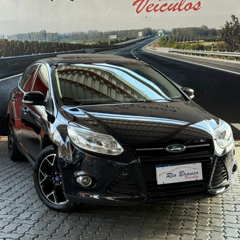 FOCUS 2.0 TITANIUM PLUS 16V FLEX 4P AUTOMÁTICO - 2015 - CAXIAS DO SUL