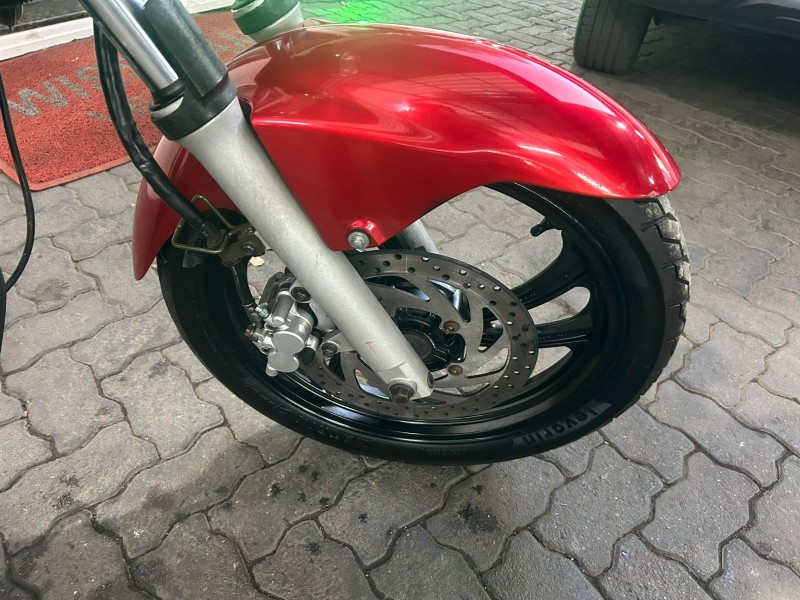 FAZER YS 250 - 2010 - TRêS COROAS