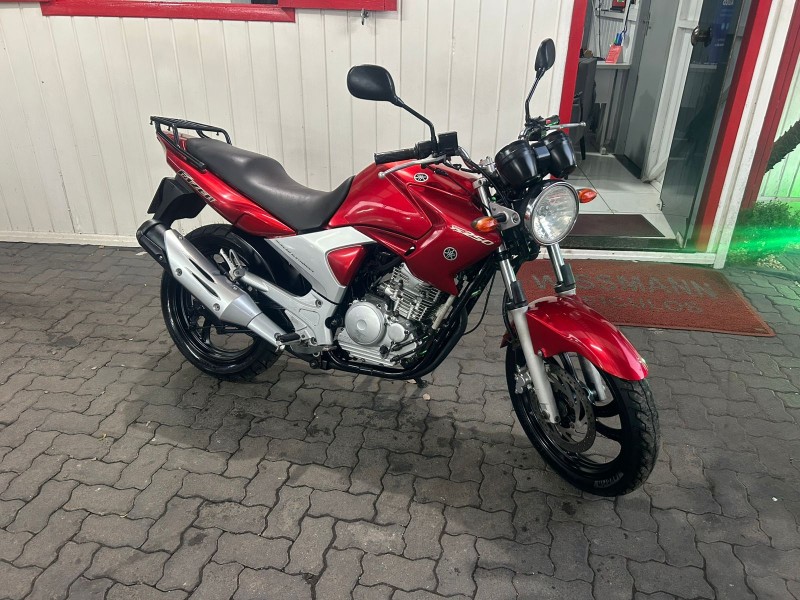 fazer ys 250 2010 tres coroas