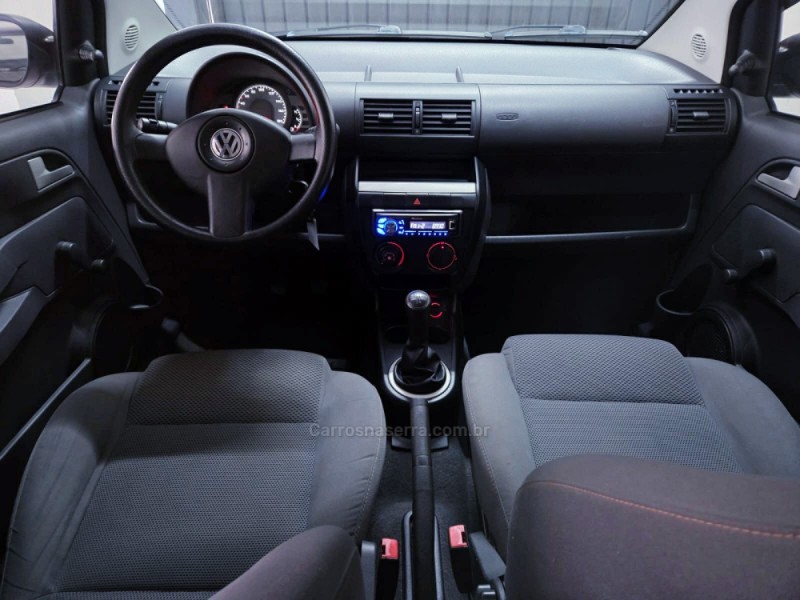 FOX 1.0 MI 8V FLEX 4P MANUAL - 2009 - CAMPO BOM