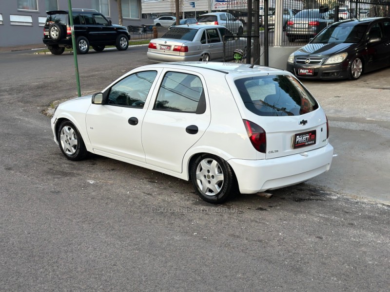 CELTA 1.0 MPFI LS 8V FLEX 4P MANUAL - 2012 - NOVO HAMBURGO