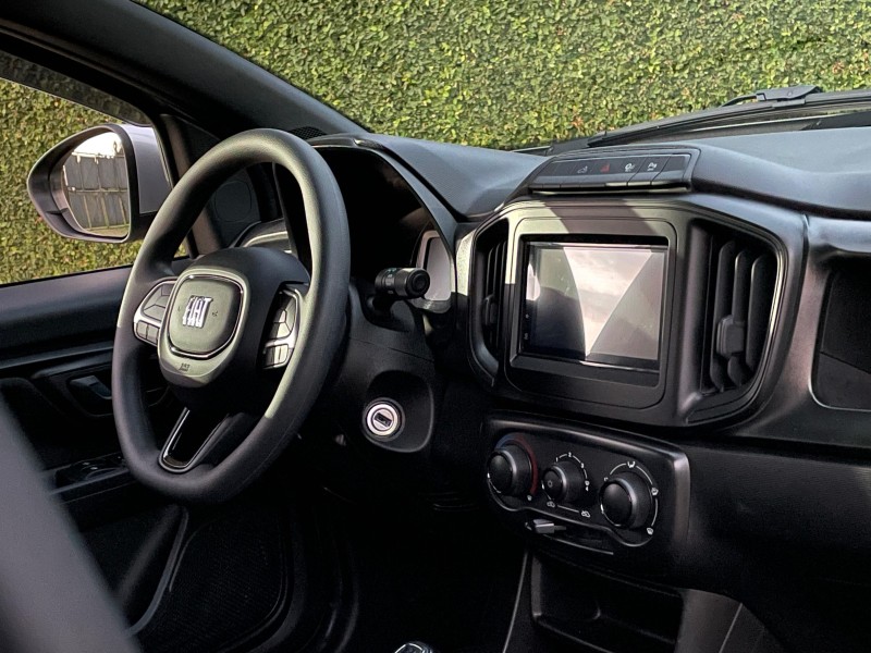 STRADA 1.3 FREEDOM PLUS CS 8V FLEX 2P MANUAL - 2024 - FARROUPILHA