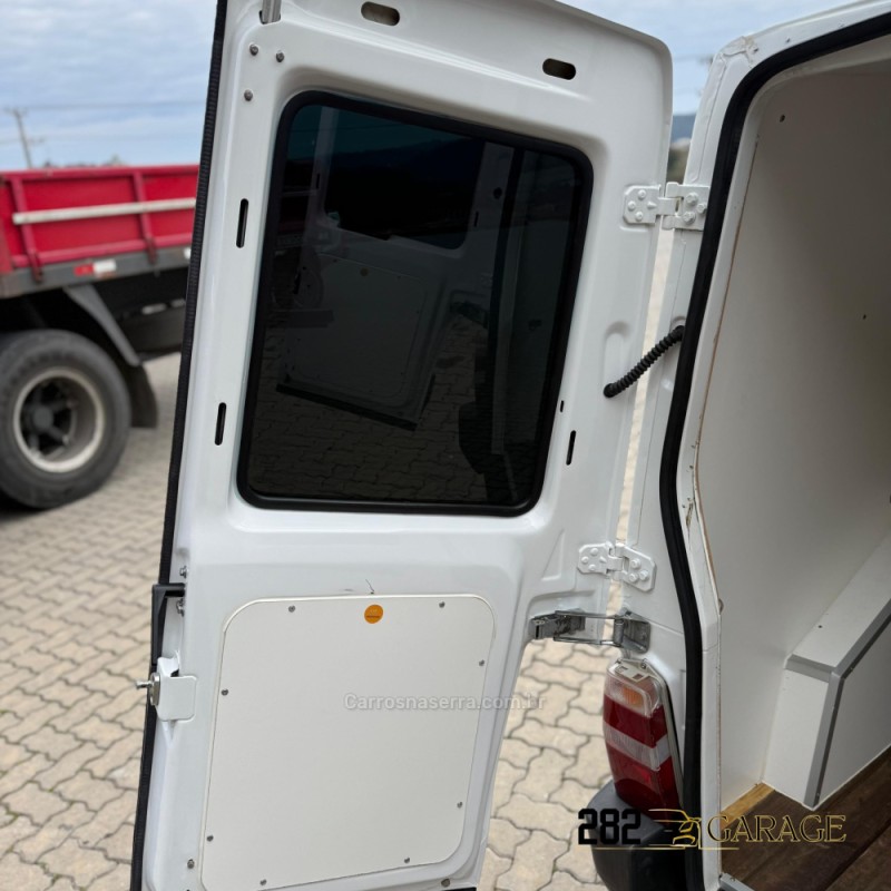 FIORINO 1.3 MPI FURGÃO 8V FLEX 2P MANUAL - 2013 - FARROUPILHA