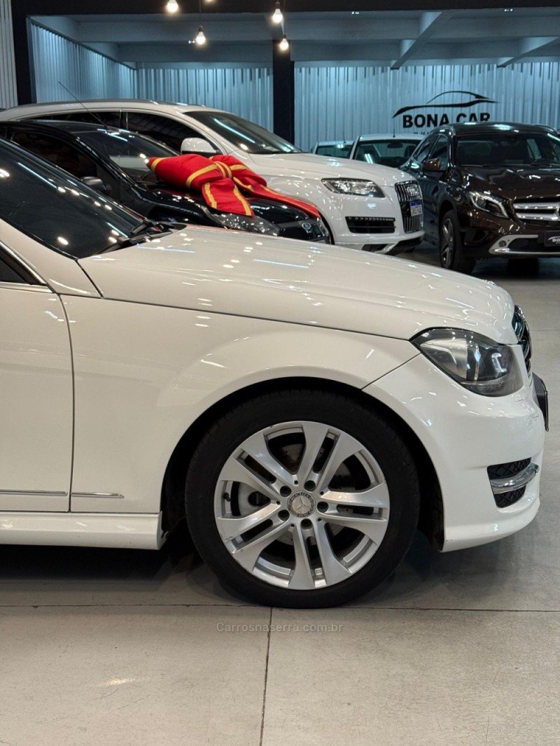 C 200 1.8 CGI AVANTGARDE 16V GASOLINA 4P AUTOMÁTICO - 2013 - CAXIAS DO SUL
