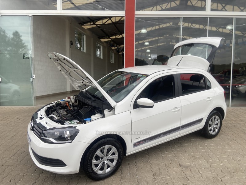 GOL 1.6 MI 8V FLEX 4P MANUAL - 2013 - NOVA PRATA