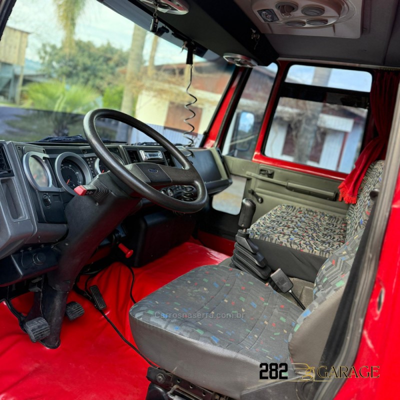 CARGO 815 E TURBO - 2005 - FARROUPILHA