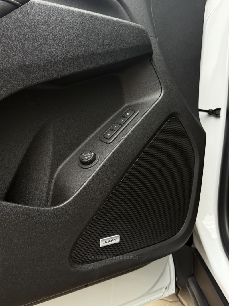 EQUINOX 1.5 PREMIER 16V TURBO GASOLINA 4P AUTOMÁTICO - 2024 - CAXIAS DO SUL