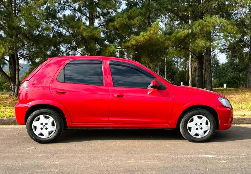 CELTA 1.0 VHCE LT 8V FLEX 4P MANUAL - 2013 - SãO SEBASTIãO DO CAí