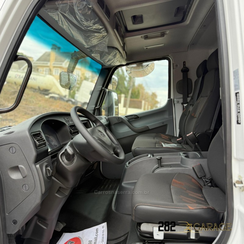 ACCELO 1017 4X2 - 2025 - FARROUPILHA
