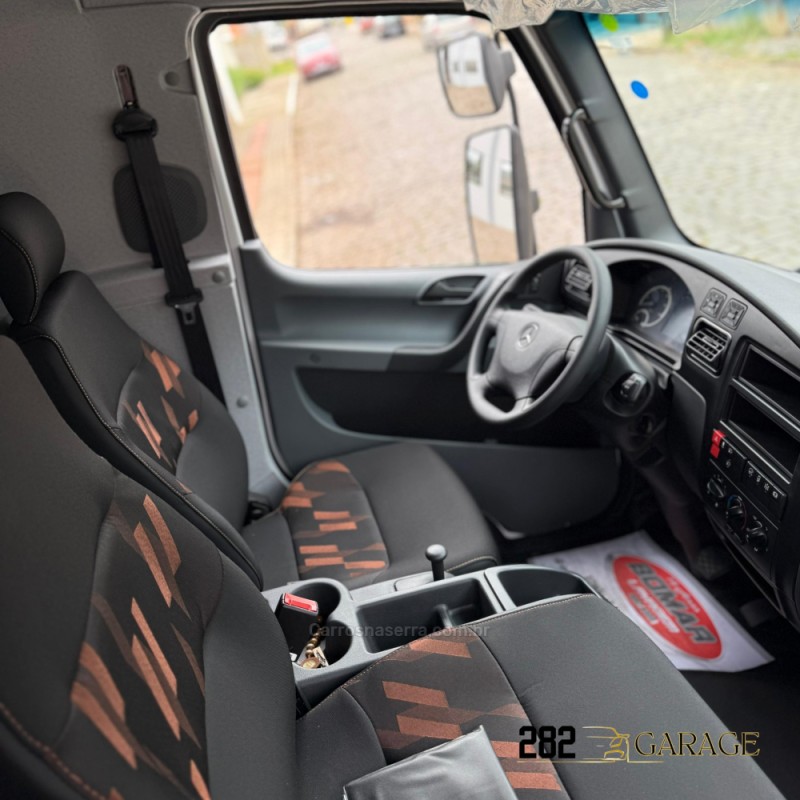 ACCELO 1017 4X2 - 2025 - FARROUPILHA