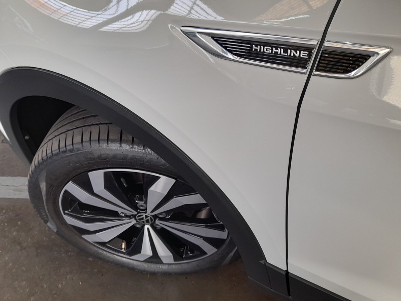 T-CROSS 1.4 HIGHLINE TSI 16V FLEX 4P AUTOMÁTICO - 2024 - ERECHIM