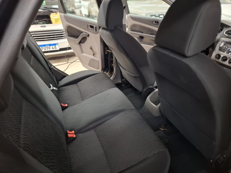 FOCUS 1.6 GL 16V FLEX 4P MANUAL - 2012 - FARROUPILHA