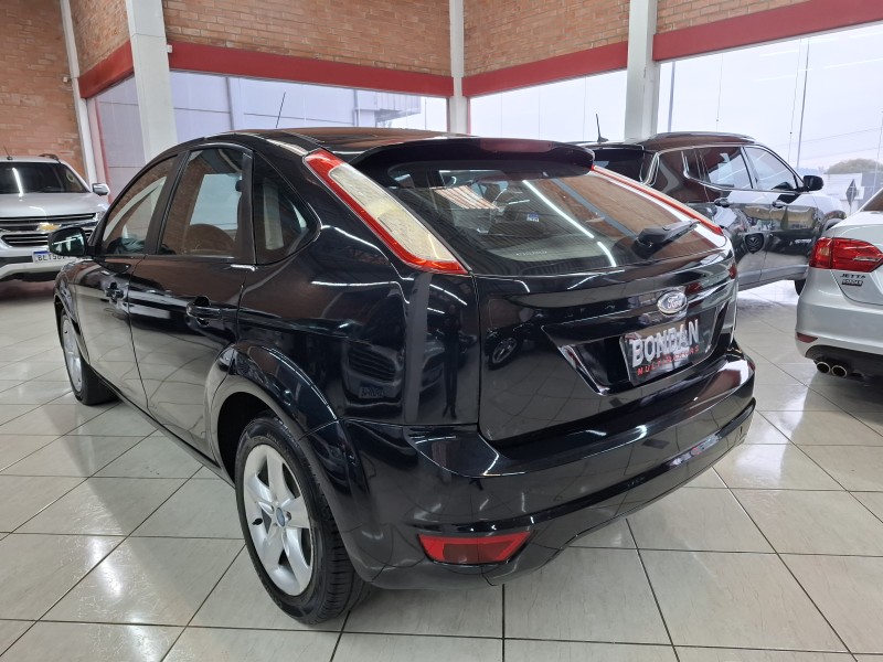 FOCUS 1.6 GL 16V FLEX 4P MANUAL - 2012 - FARROUPILHA