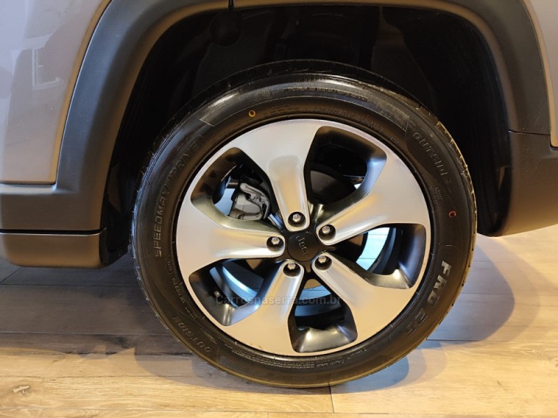 COMPASS 2.0 16V FLEX LONGITUDE AUTOMÁTICO - 2018 - ERECHIM
