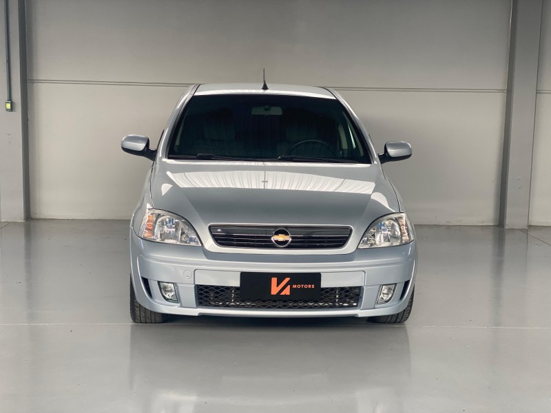 CORSA 1.4 MPFI PREMIUM 8V FLEX 4P MANUAL - 2009 - CARLOS BARBOSA